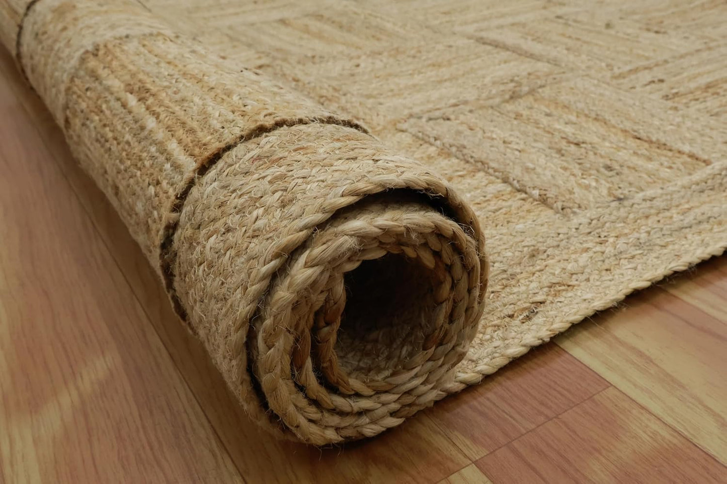 Natural Jute Carpet – Diagonal & Square Pattern