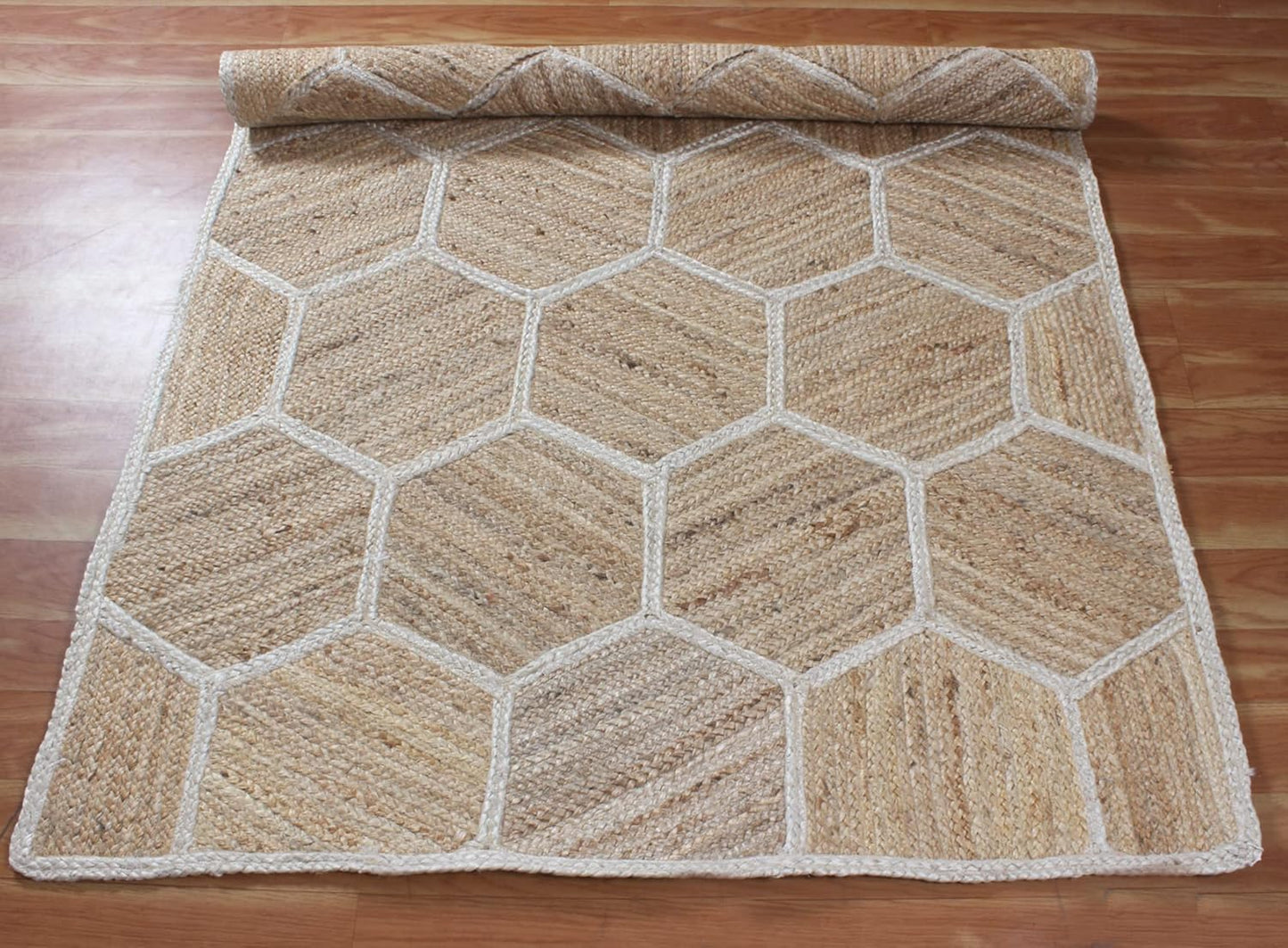 Hexagonal White Pattern Braided Jute Rug