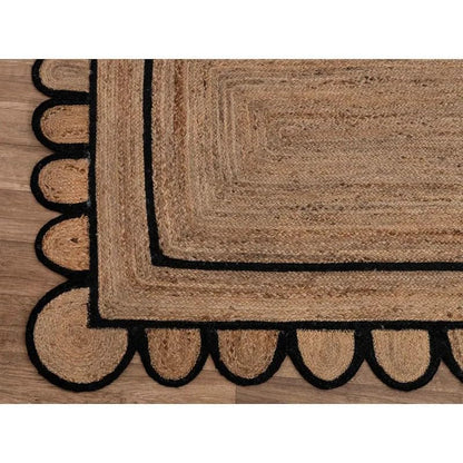 Scalloped Edge Jute Rug – Natural Base with Off-White & Black