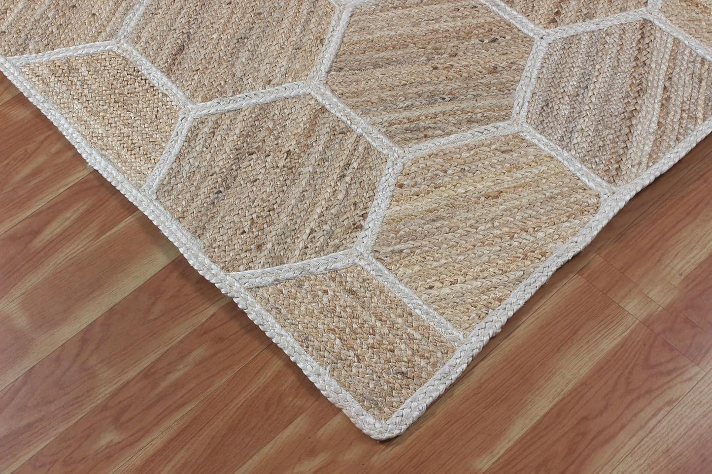 Hexagonal White Pattern Braided Jute Rug