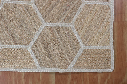 Hexagonal White Pattern Braided Jute Rug
