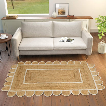 Scalloped Edge Jute Rug – Natural Base with Off-White & Black